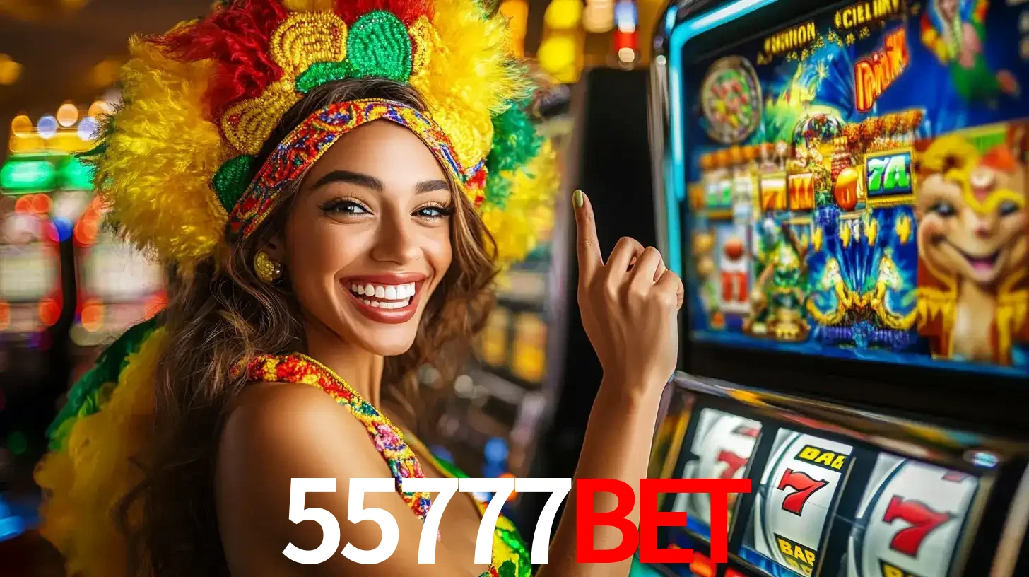 Mulher animada com um cocar de carnaval apontando para uma máquina de caça-níqueis, mostrando a emoção de ganhar um grande prêmio nos jogos do 55777BET.